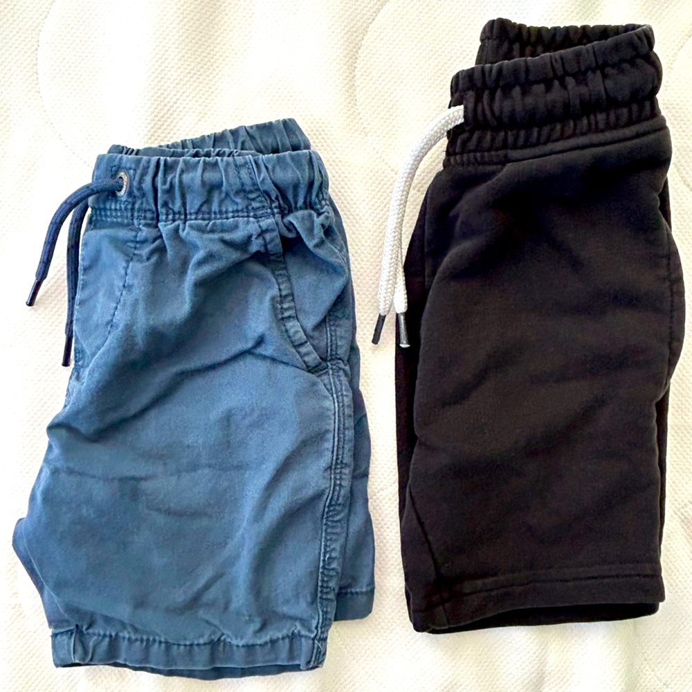 Bundle 2 pairs cotton shorts 3 years, excellent condition